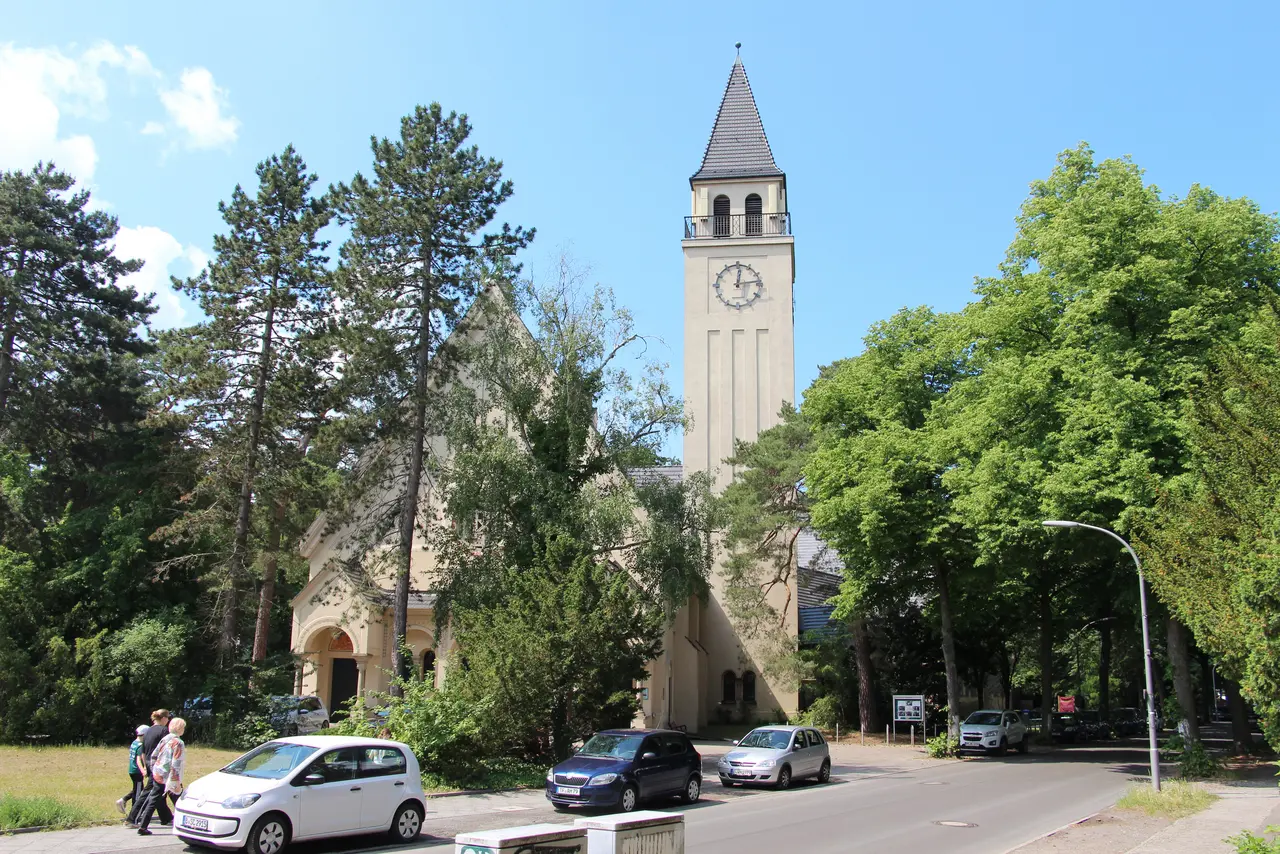 Foto Johanneskirche Schlachtensee